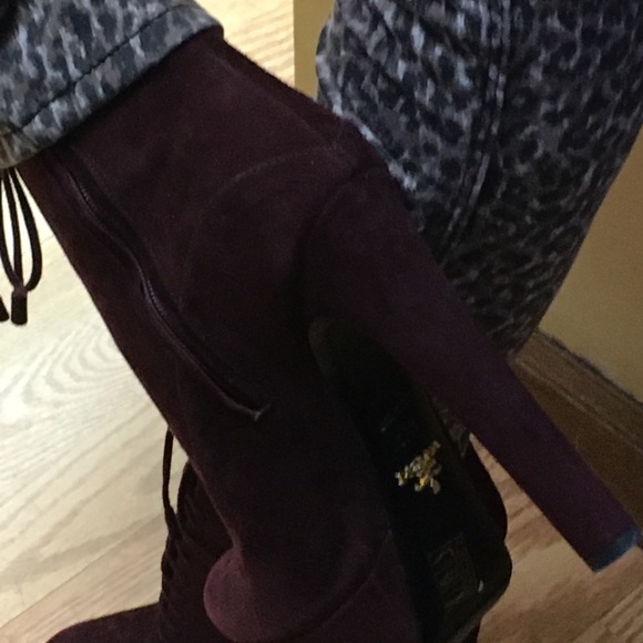 Prada bottles - Picture 2 of 7